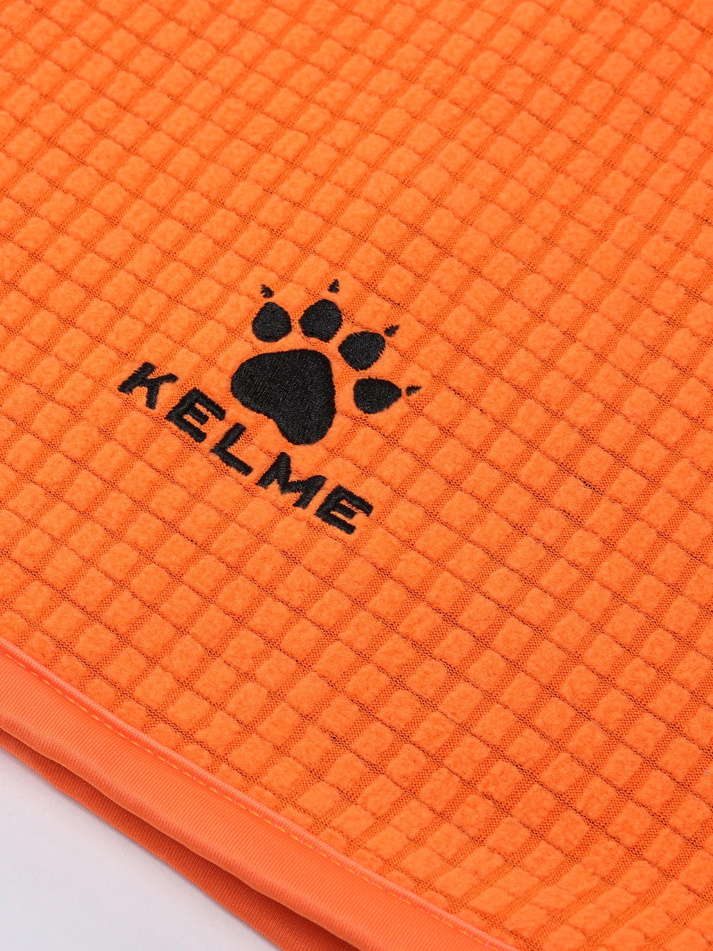 Kelme Men's Neck Cover